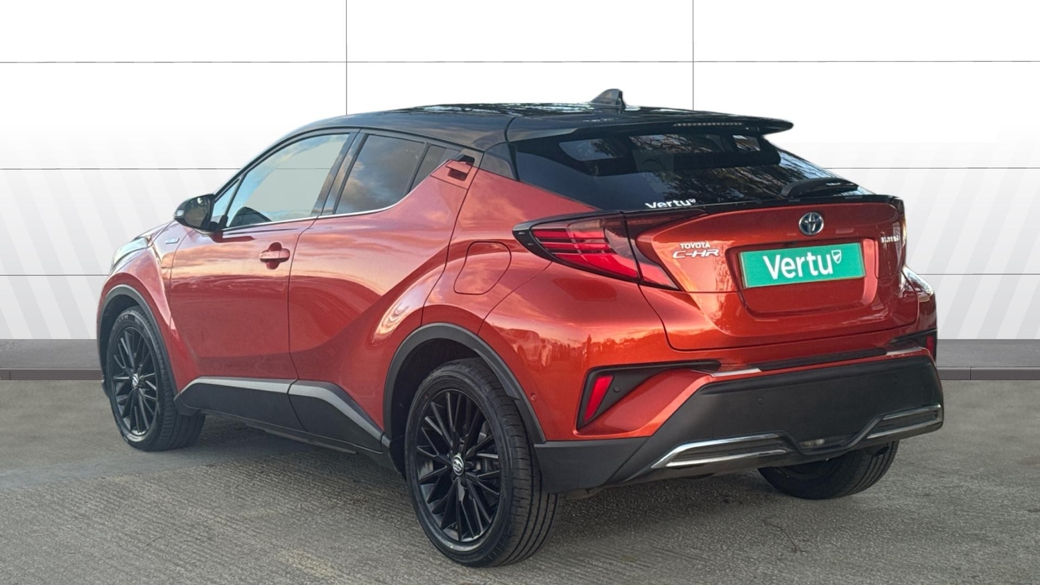 Used Toyota C-HR 2020 for sale - 77005805: Photo 2