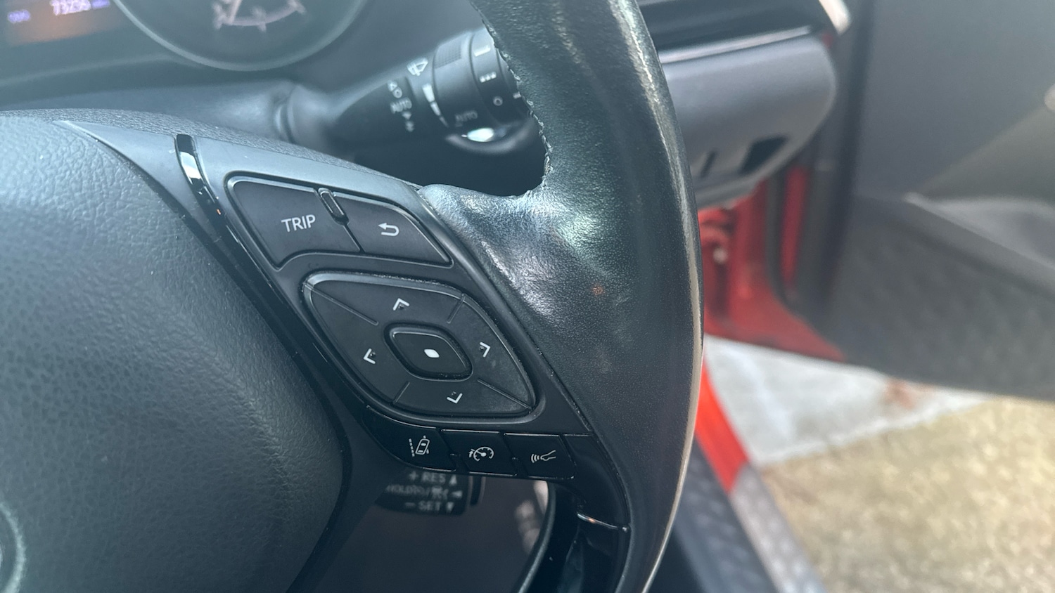 Used Toyota C-HR 2020 for sale - 77005805: Photo 31