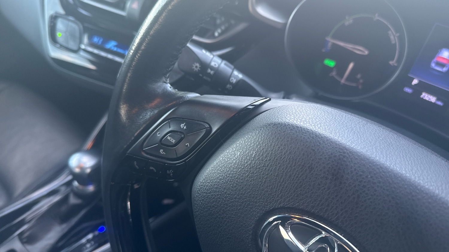 Used Toyota C-HR 2020 for sale - 77005805: Photo 32