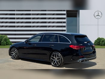 Used Mercedes-Benz C Class 2024 for sale - 79125420: Photo
