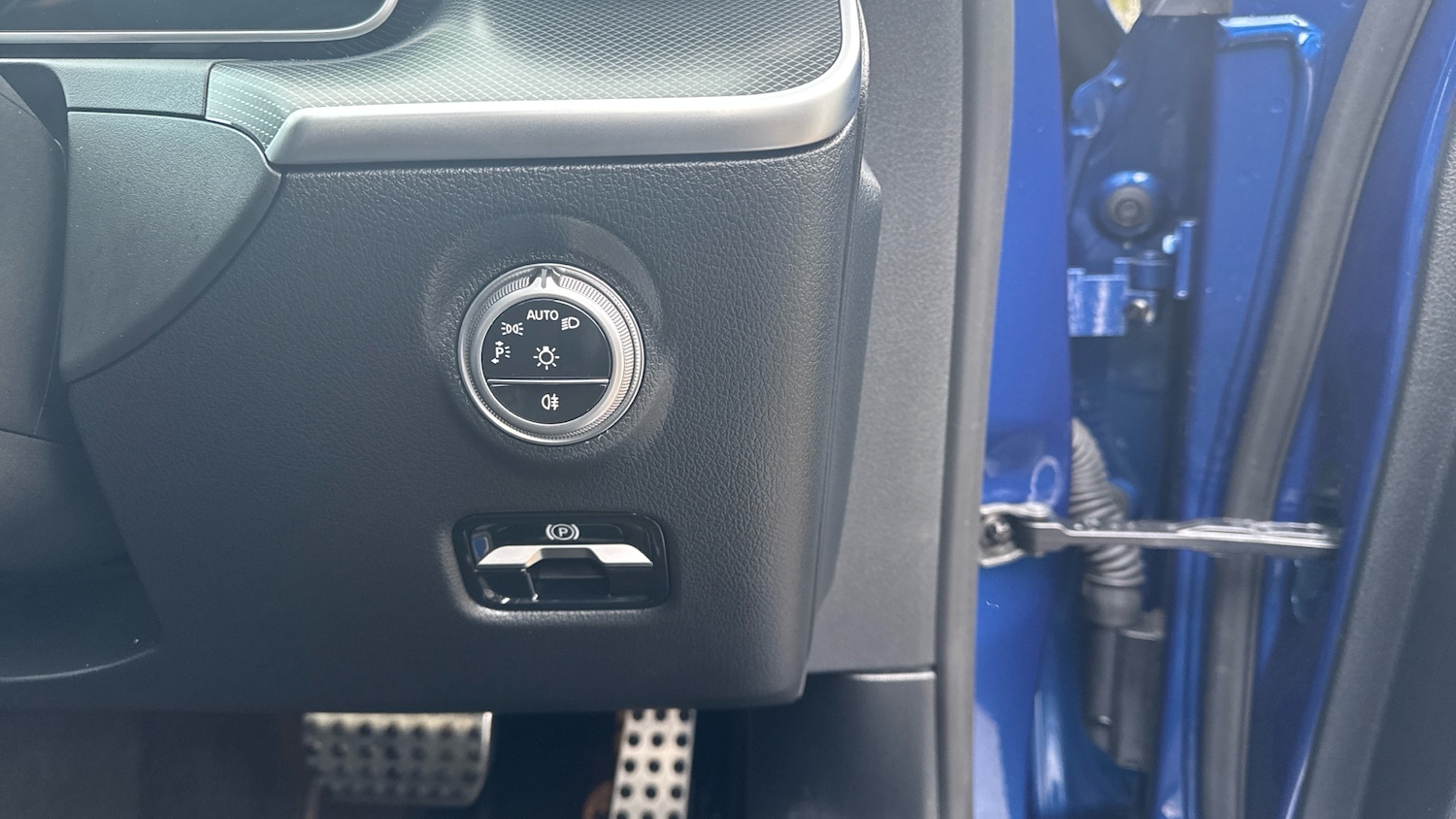 Used Mercedes-Benz C Class 2025 for sale - 76892855: Photo 30