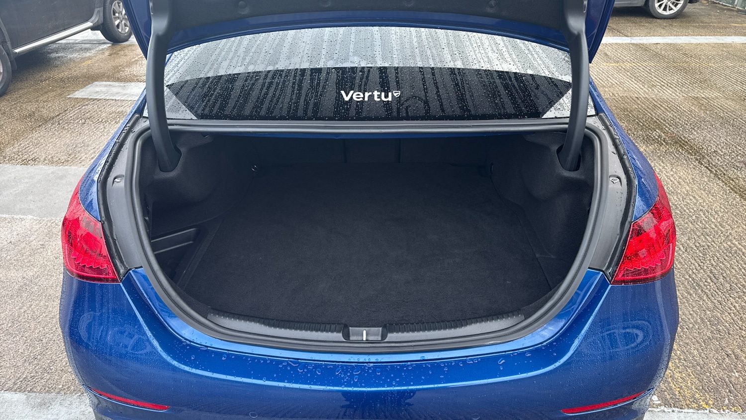 Used Mercedes-Benz C Class 2025 for sale - 76892855: Photo 4