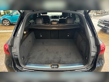 Used Mercedes-Benz GLE 2025 for sale - 77803539: Photo