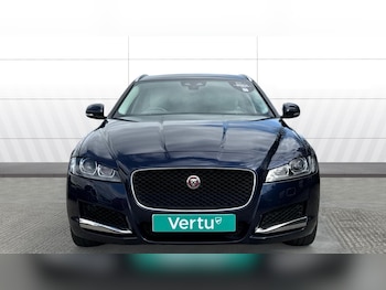 Used Jaguar XF 2019 for sale - 78042589: Photo
