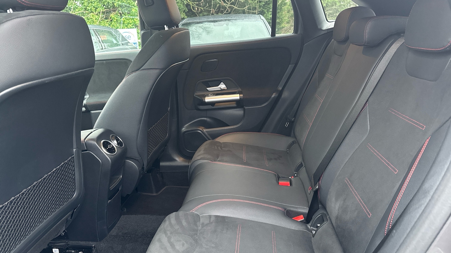 Used Mercedes-Benz GLA 2024 for sale - 76922361: Photo 16