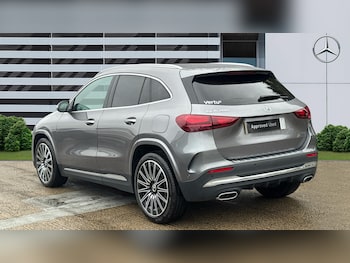 Used Mercedes-Benz GLA 2024 for sale - 76922361: Photo