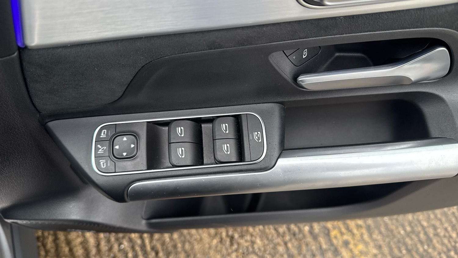 Used Mercedes-Benz GLA 2024 for sale - 76922361: Photo 30