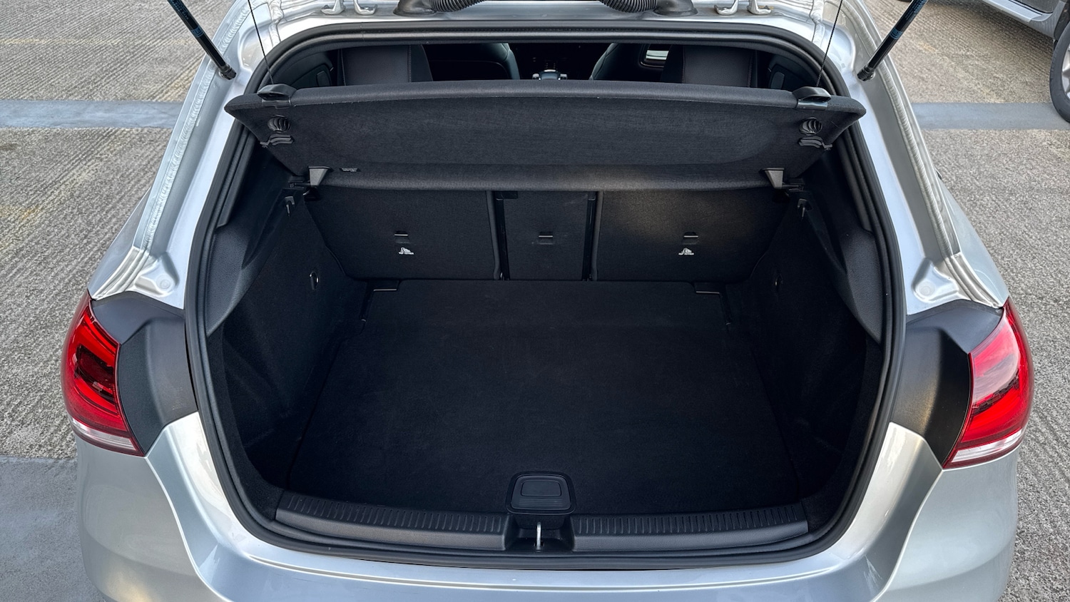 Used Mercedes-Benz A-Class 2020 for sale - 76177685: Photo 4