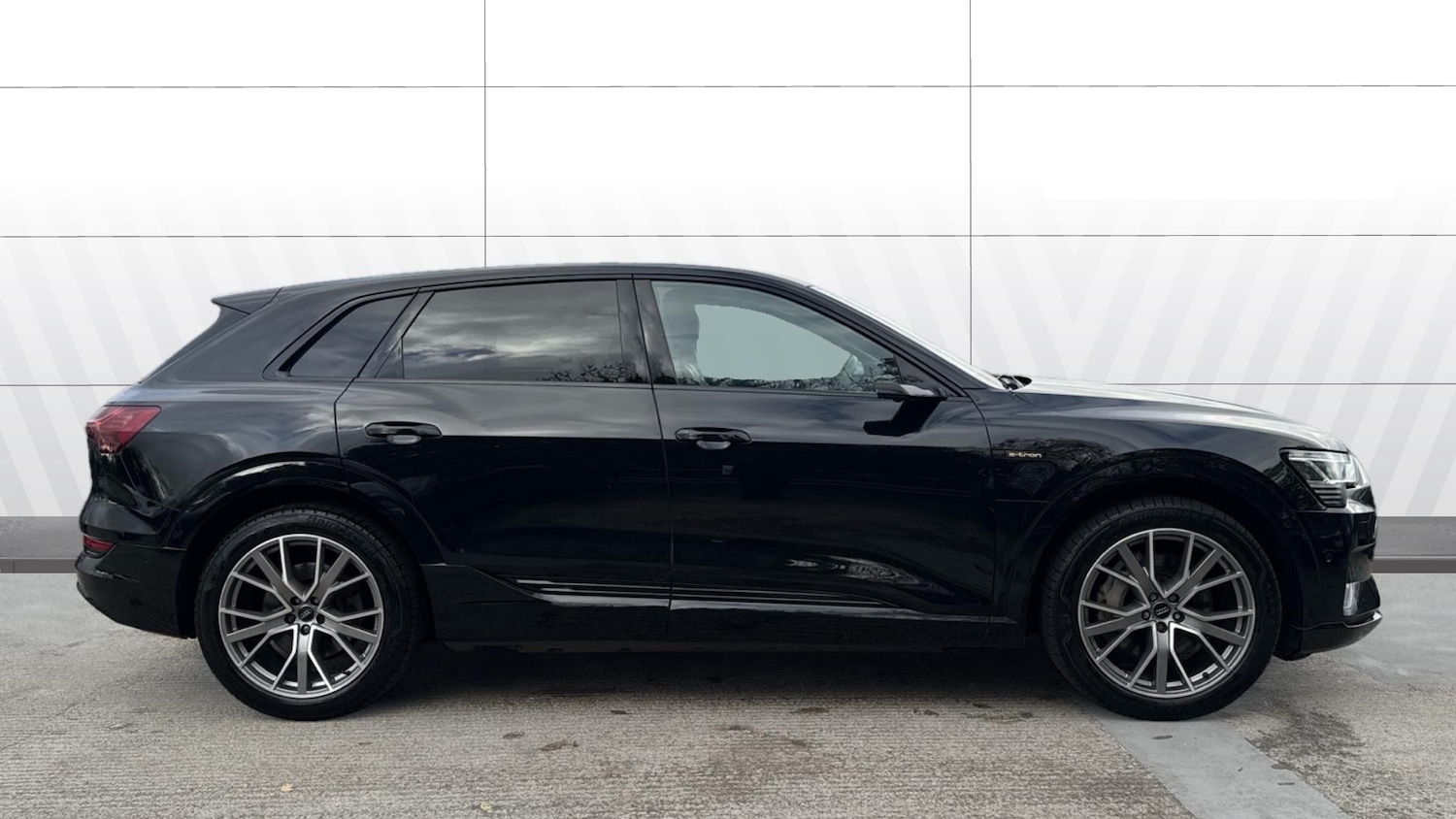 Used Audi e-tron 2020 for sale - 77300256: Photo 5