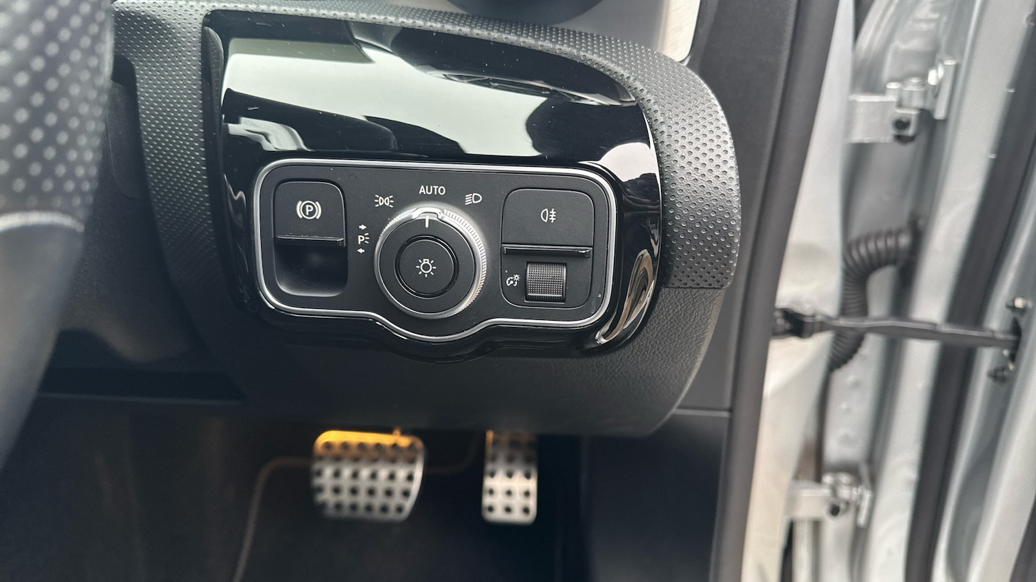 Used Mercedes-Benz CLA 2023 for sale - 77104008: Photo 31