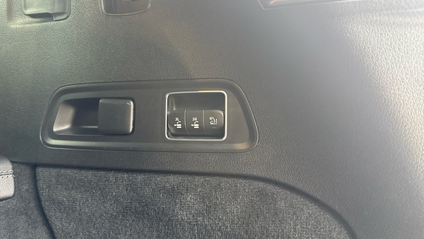 Used Mercedes-Benz GLS 2024 for sale - 76312613: Photo 30