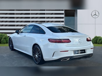 Used Mercedes-Benz E Class 2021 for sale - 76614688: Photo