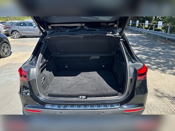 Used Mercedes-Benz GLA 2024 for sale - 79407952: Photo