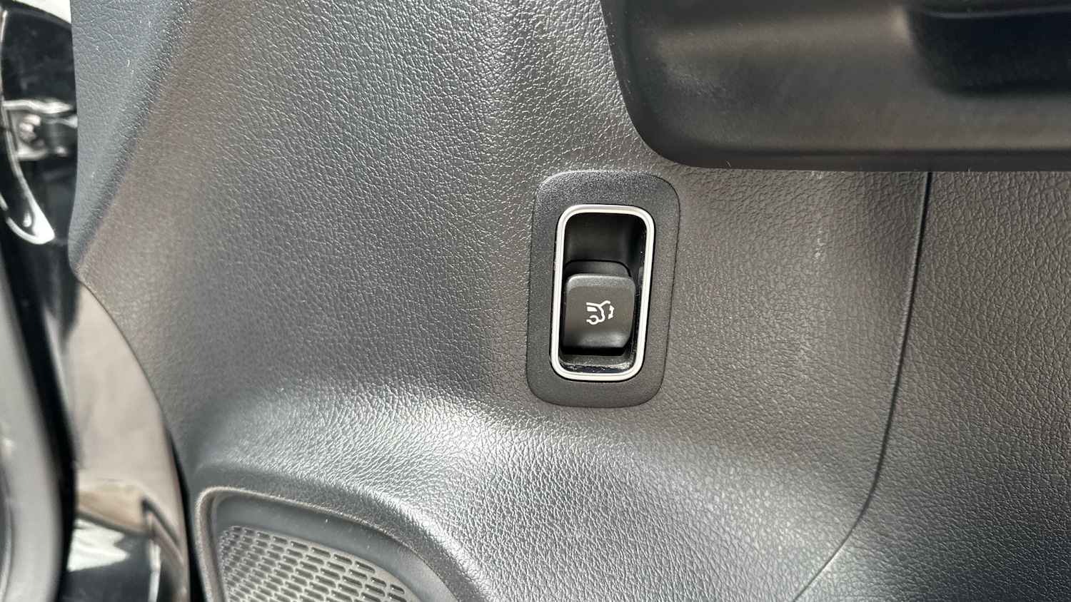 Used Mercedes-Benz EQA 2021 for sale - 76335084: Photo 31