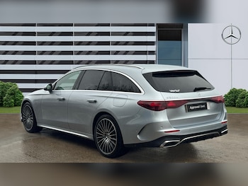 Used Mercedes-Benz E Class 2024 for sale - 76682286: Photo