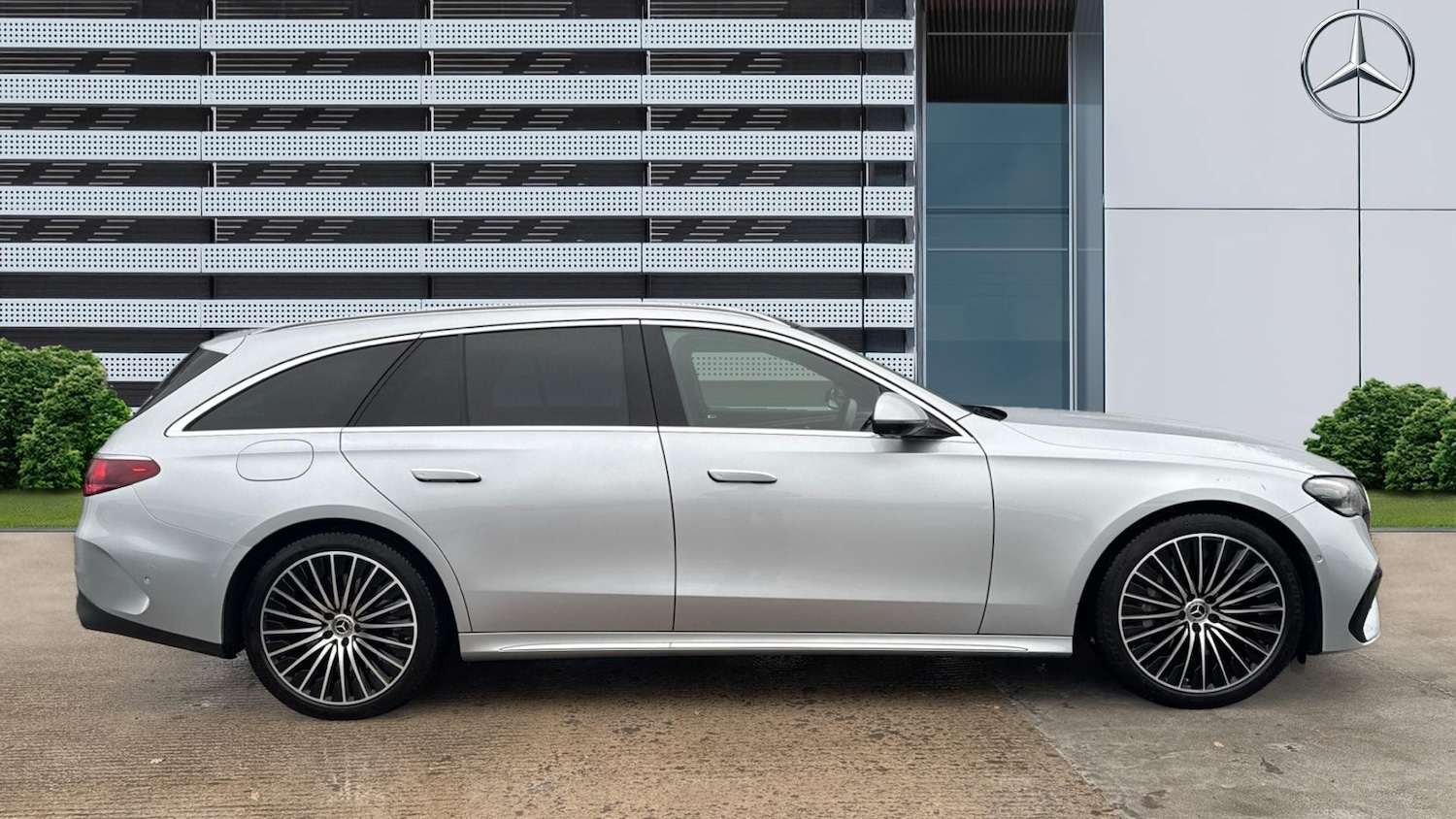 Used Mercedes-Benz E Class 2024 for sale - 76682286: Photo 5