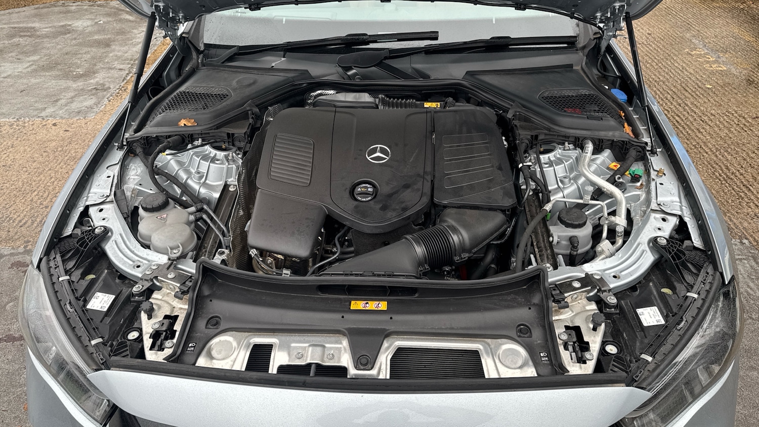 Used Mercedes-Benz E Class 2024 for sale - 76682286: Photo 8