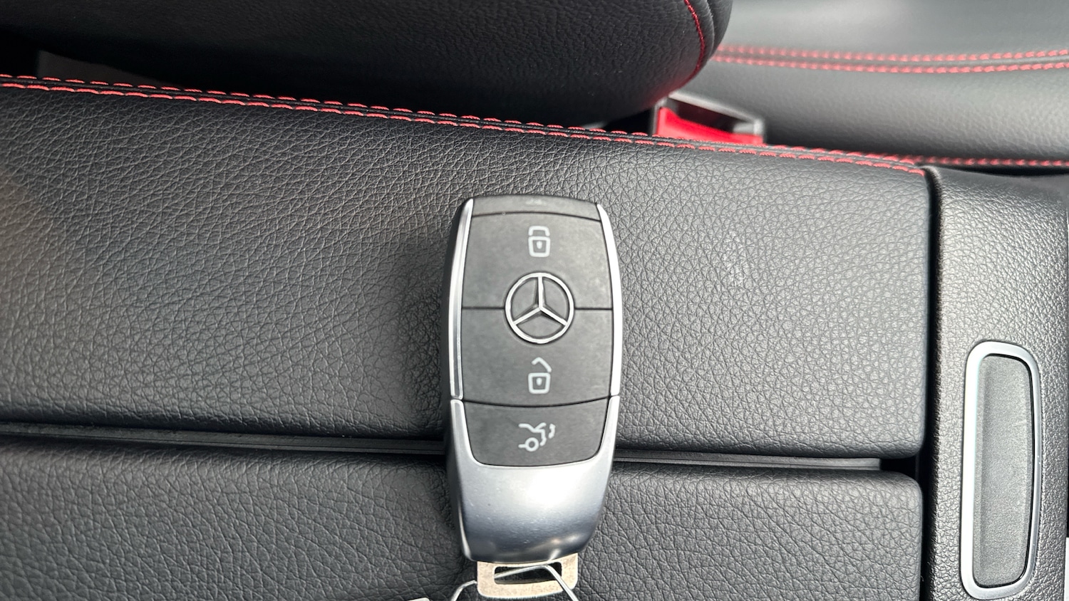 Used Mercedes-Benz GLB 2023 for sale - 76625152: Photo 20