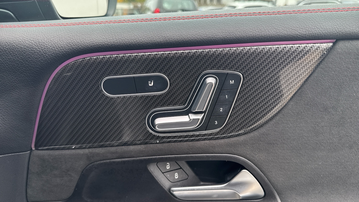 Used Mercedes-Benz GLB 2023 for sale - 76625152: Photo 28