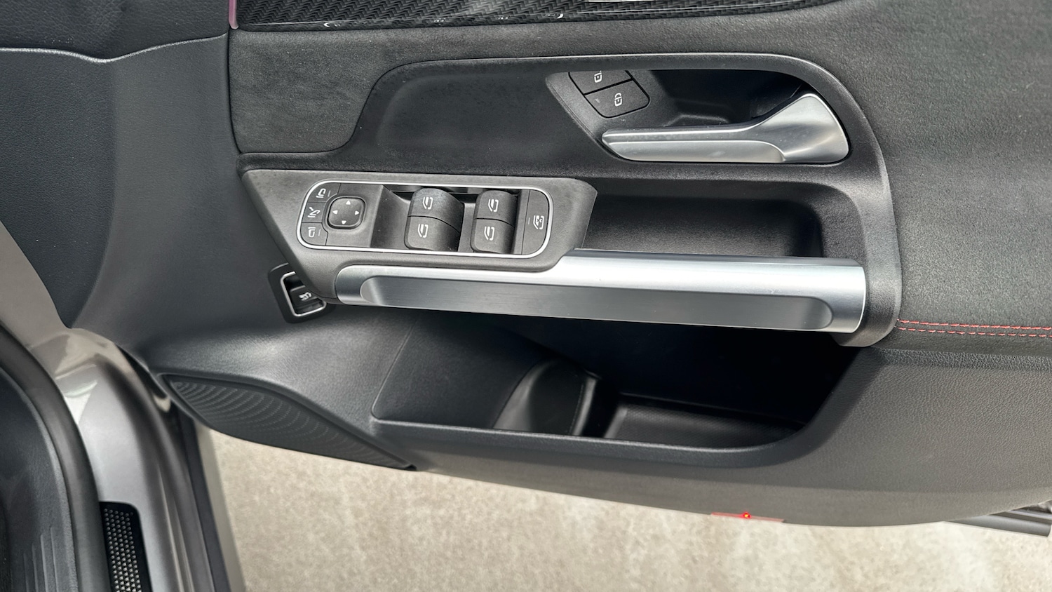 Used Mercedes-Benz GLB 2023 for sale - 76625152: Photo 29