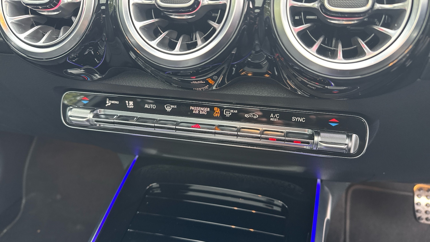 Used Mercedes-Benz GLB 2023 for sale - 76625152: Photo 44