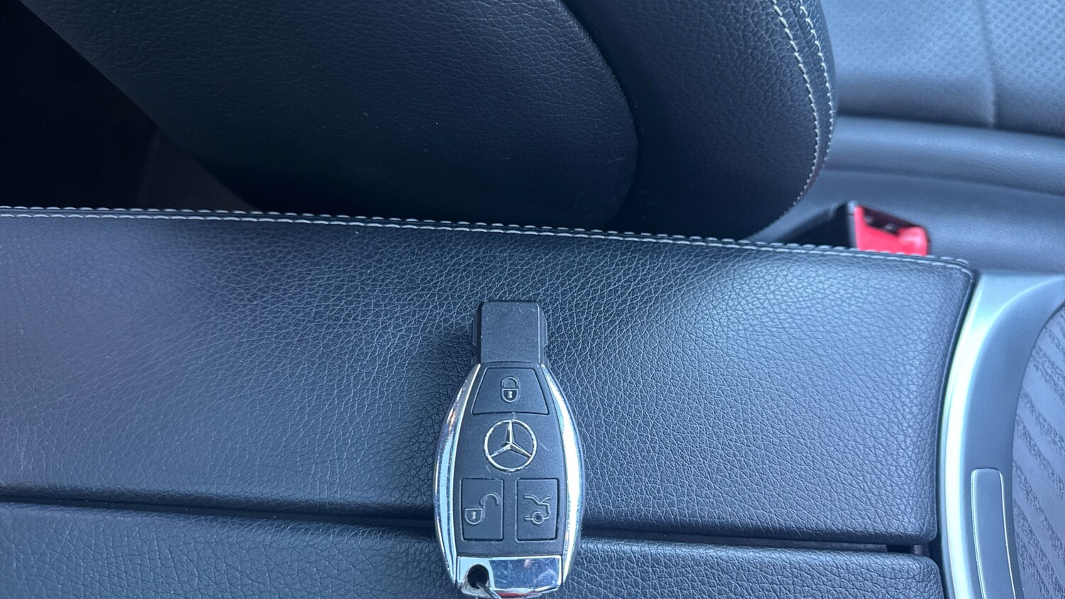 Used Mercedes-Benz GLC 2018 for sale - 77033373: Photo 20