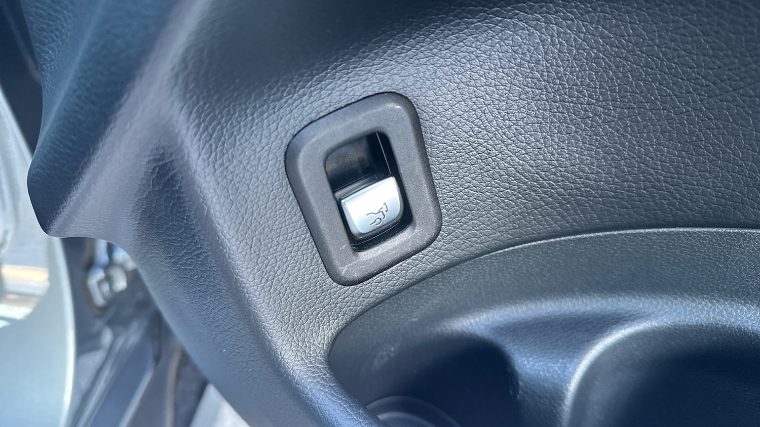 Used Mercedes-Benz GLC 2018 for sale - 77033373: Photo 32