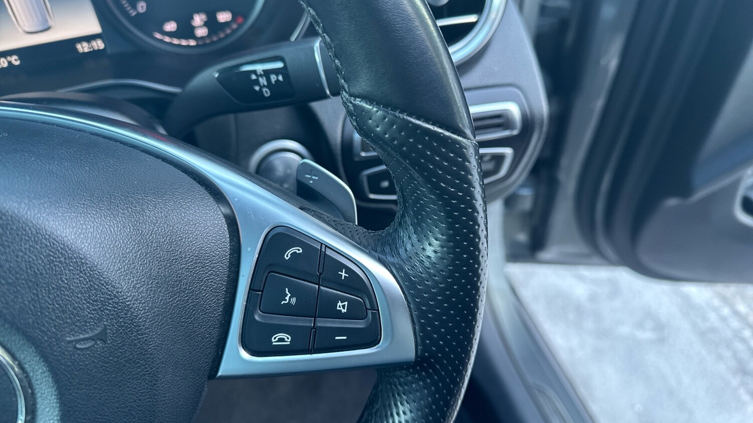 Used Mercedes-Benz GLC 2018 for sale - 77033373: Photo 34