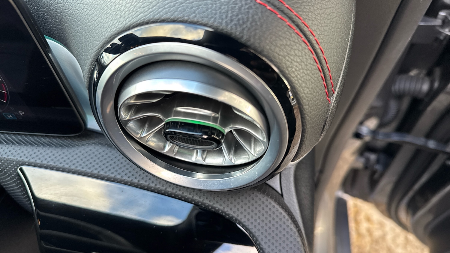 Used Mercedes-Benz CLA 2024 for sale - 77592672: Photo 31