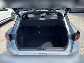 Used Lexus LBX 2025 for sale - 79261026: Photo