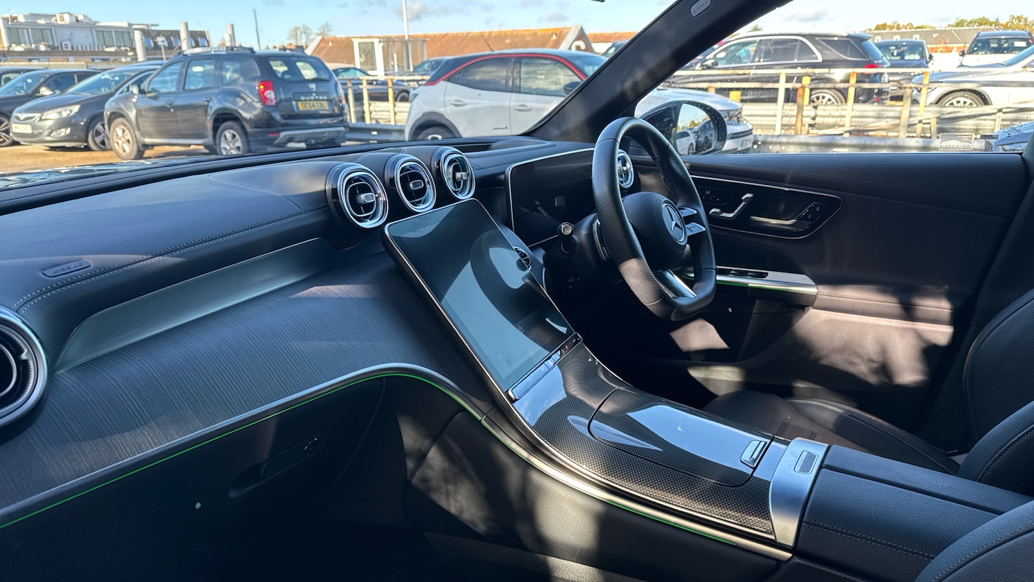 Used Mercedes-Benz GLC 2024 for sale - 76340506: Photo 9