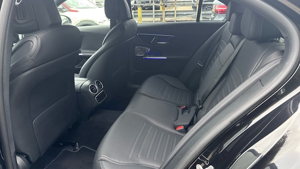 Used Mercedes-Benz C Class 2024 for sale - 76196405: Photo 16