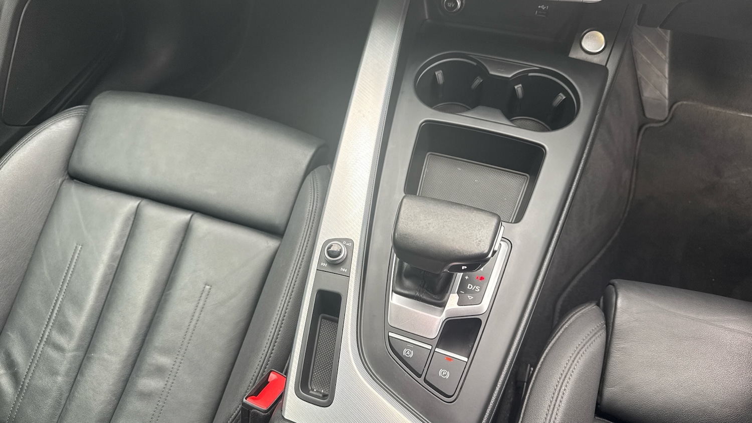Used Audi A4 2019 for sale - 76234608: Photo 43