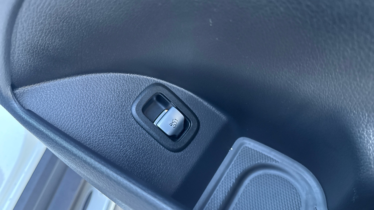 Used Mercedes-Benz GLC 2024 for sale - 77033376: Photo 38