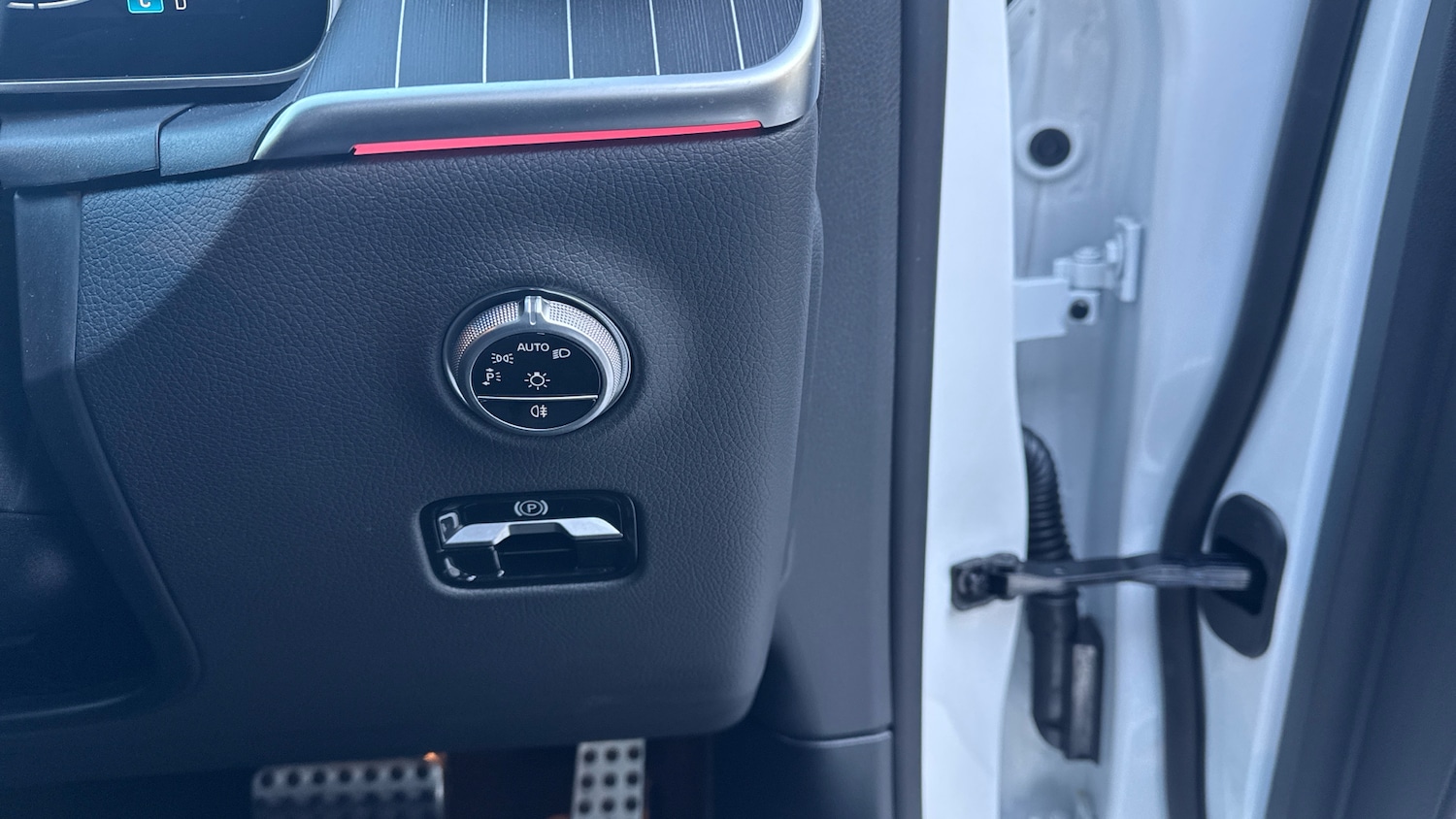 Used Mercedes-Benz GLC 2024 for sale - 77033376: Photo 40