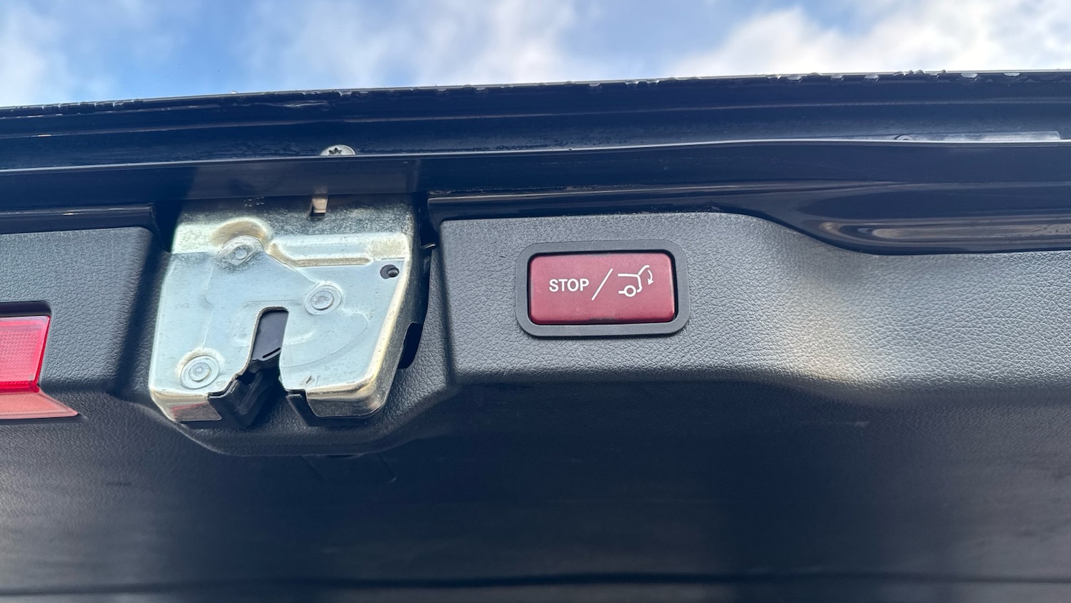 Used Mercedes-Benz V-Class 2022 for sale - 76969674: Photo 25