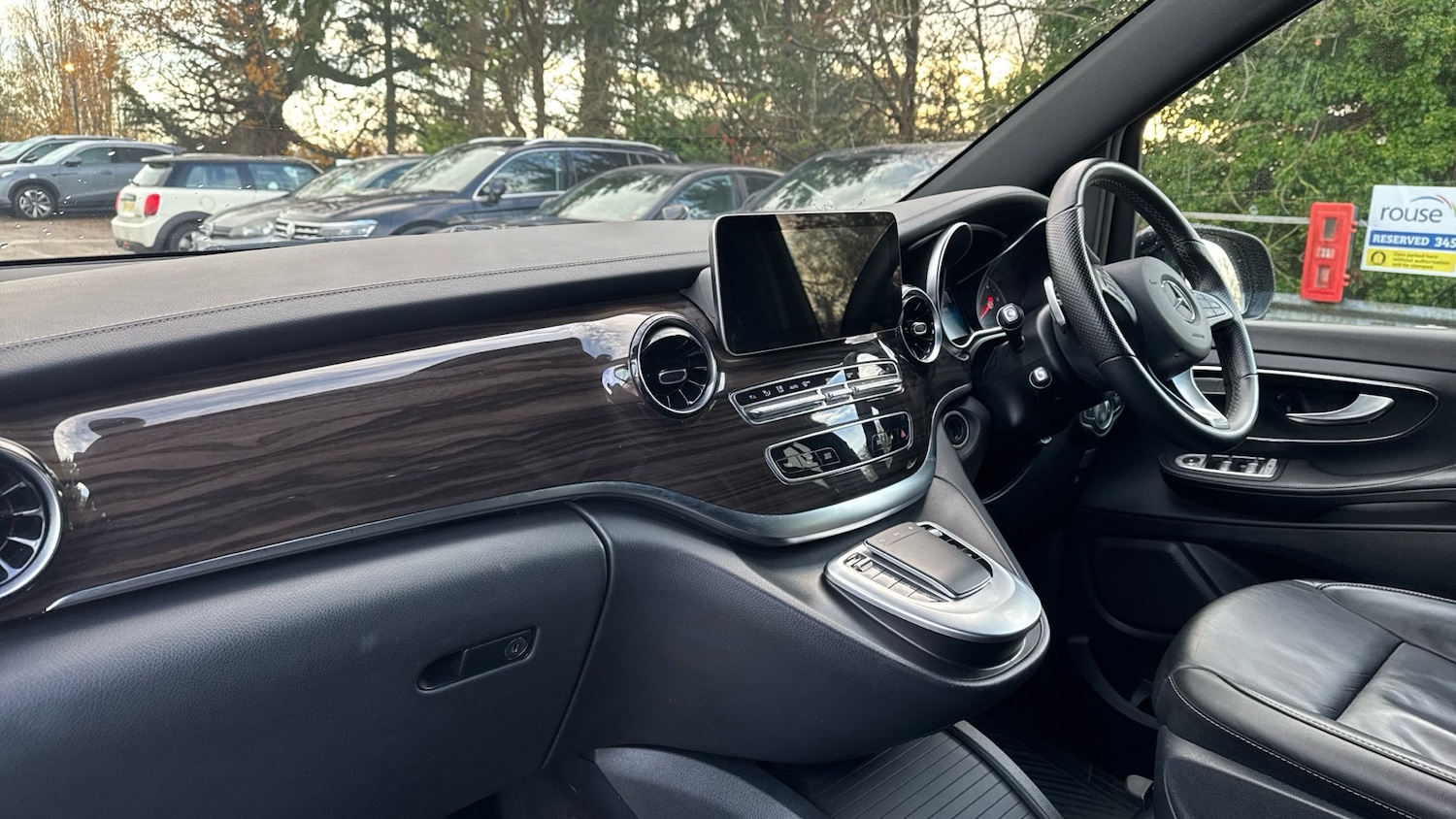 Used Mercedes-Benz V-Class 2022 for sale - 76969674: Photo 9