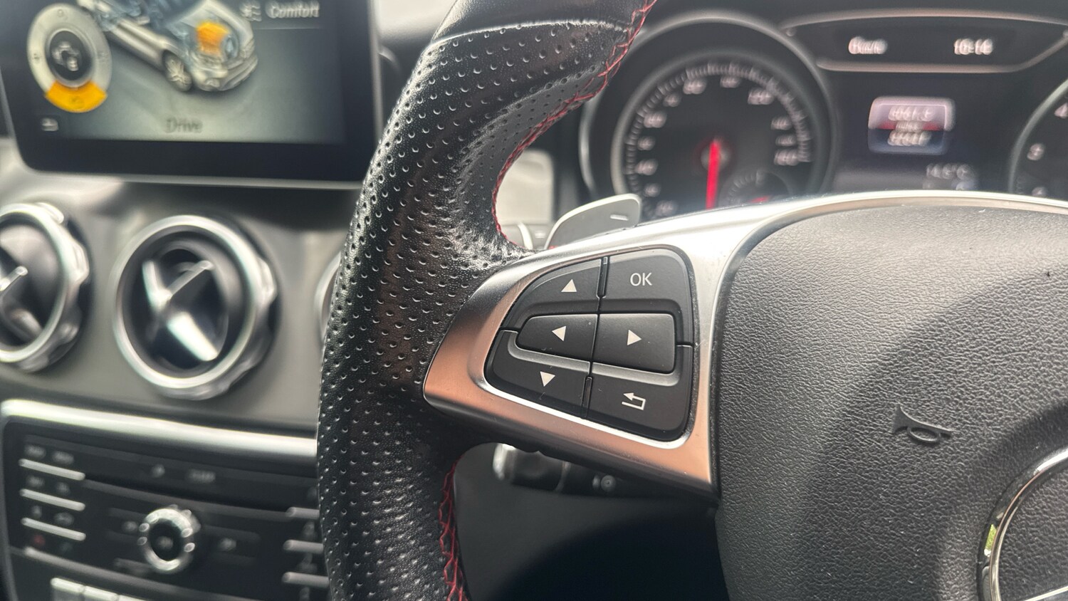 Used Mercedes-Benz GLA 2019 for sale - 75985045: Photo 38