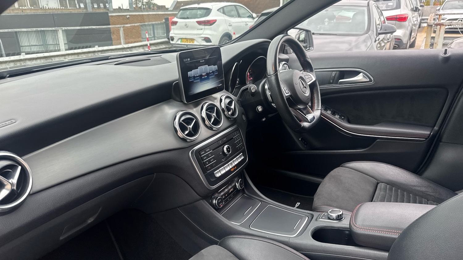Used Mercedes-Benz GLA 2019 for sale - 75985045: Photo 9