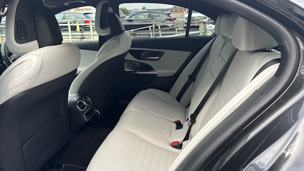 Used Mercedes-Benz C Class 2024 for sale - 76206596: Photo 16