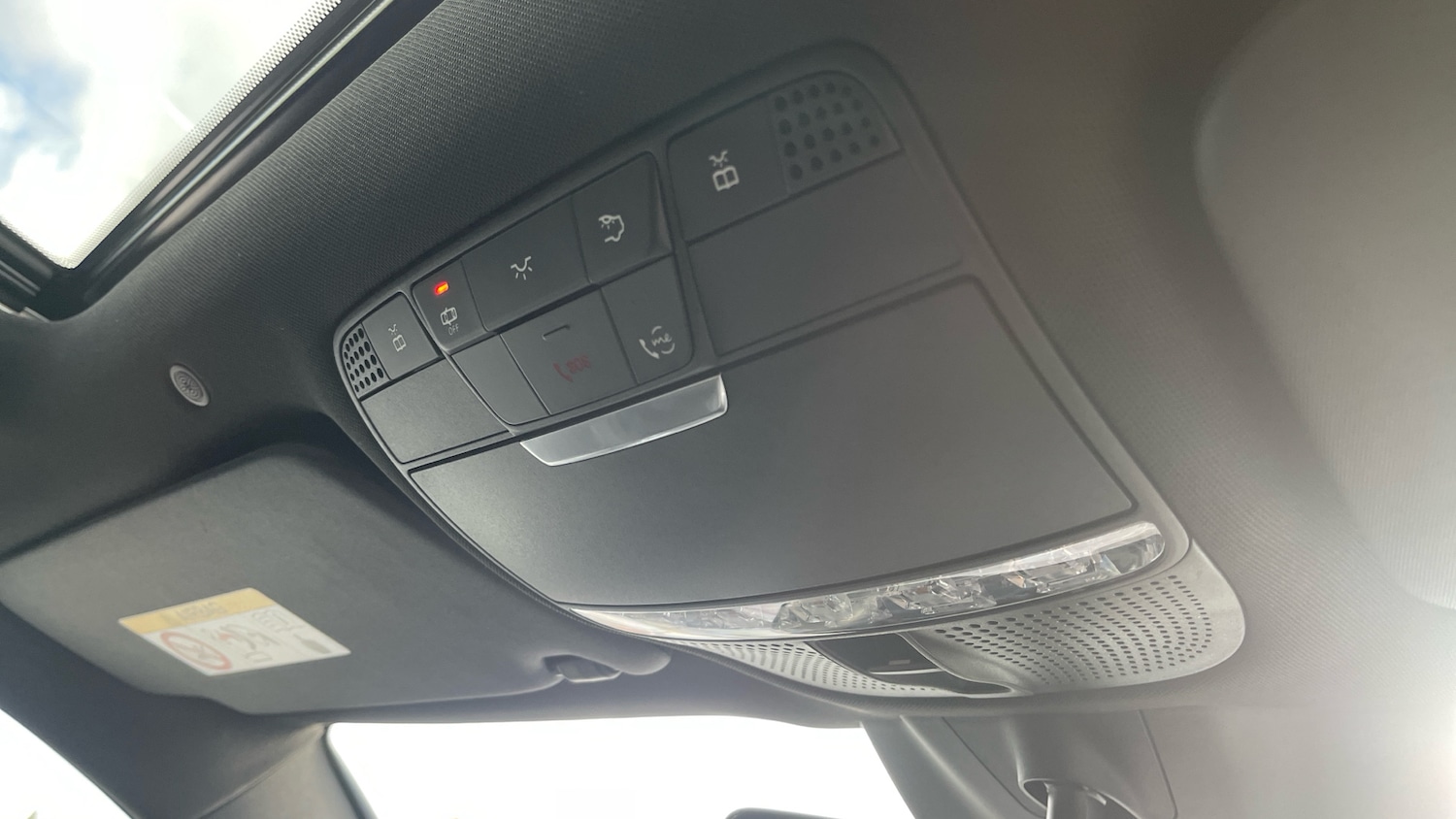 Used Mercedes-Benz GLC 2023 for sale - 77595160: Photo 35