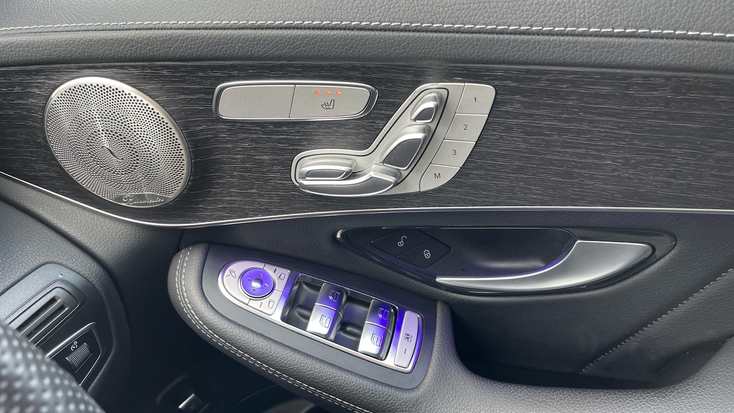 Used Mercedes-Benz GLC 2023 for sale - 77595160: Photo 36