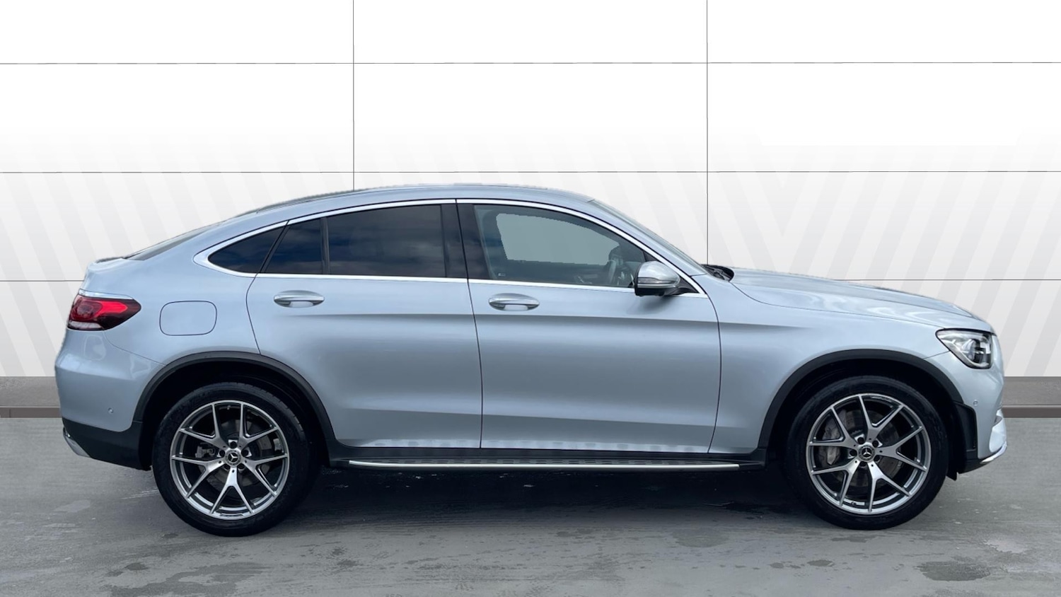 Used Mercedes-Benz GLC 2023 for sale - 77595160: Photo 5