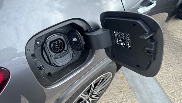 Used Mercedes-Benz GLA 2025 for sale - 76340528: Photo 36