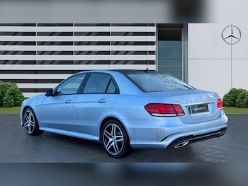 Used Mercedes-Benz E Class 2016 for sale - 76738680: Photo