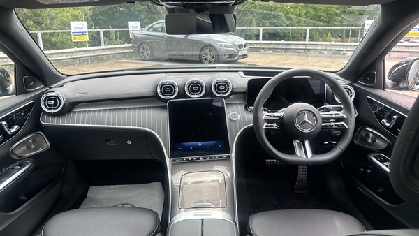 Used Mercedes-Benz C Class 2025 for sale - 76340527: Photo 10