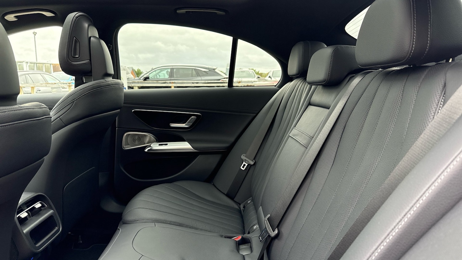 Used Mercedes-Benz E Class 2025 for sale - 77079477: Photo 16