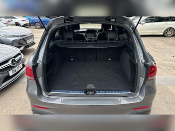 Used Mercedes-Benz GLC 2020 for sale - 78859261: Photo