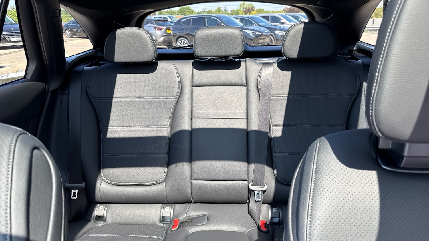 Used Mercedes-Benz GLC 2025 for sale - 76340526: Photo 15