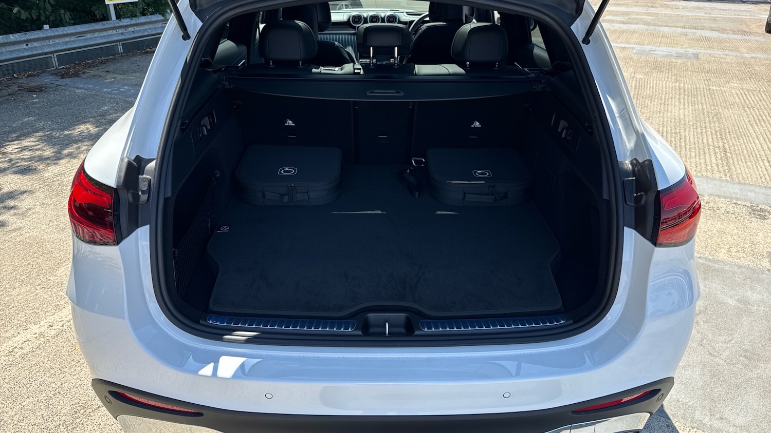 Used Mercedes-Benz GLC 2025 for sale - 76340526: Photo 4